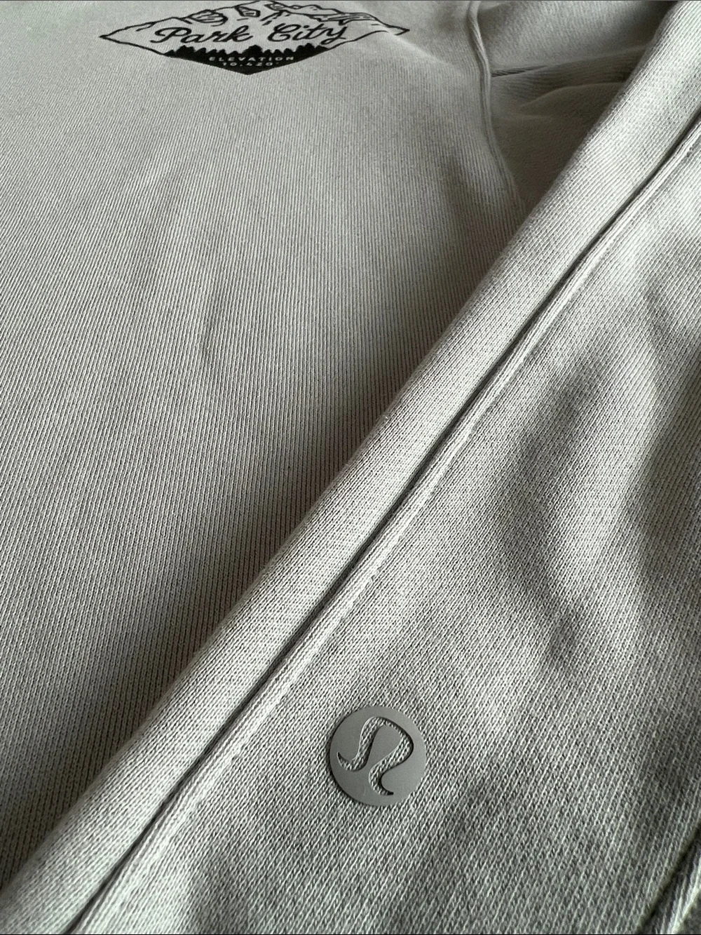 lululemon athletica Light Gray Crewneck Sweatshirt with Chest Logo